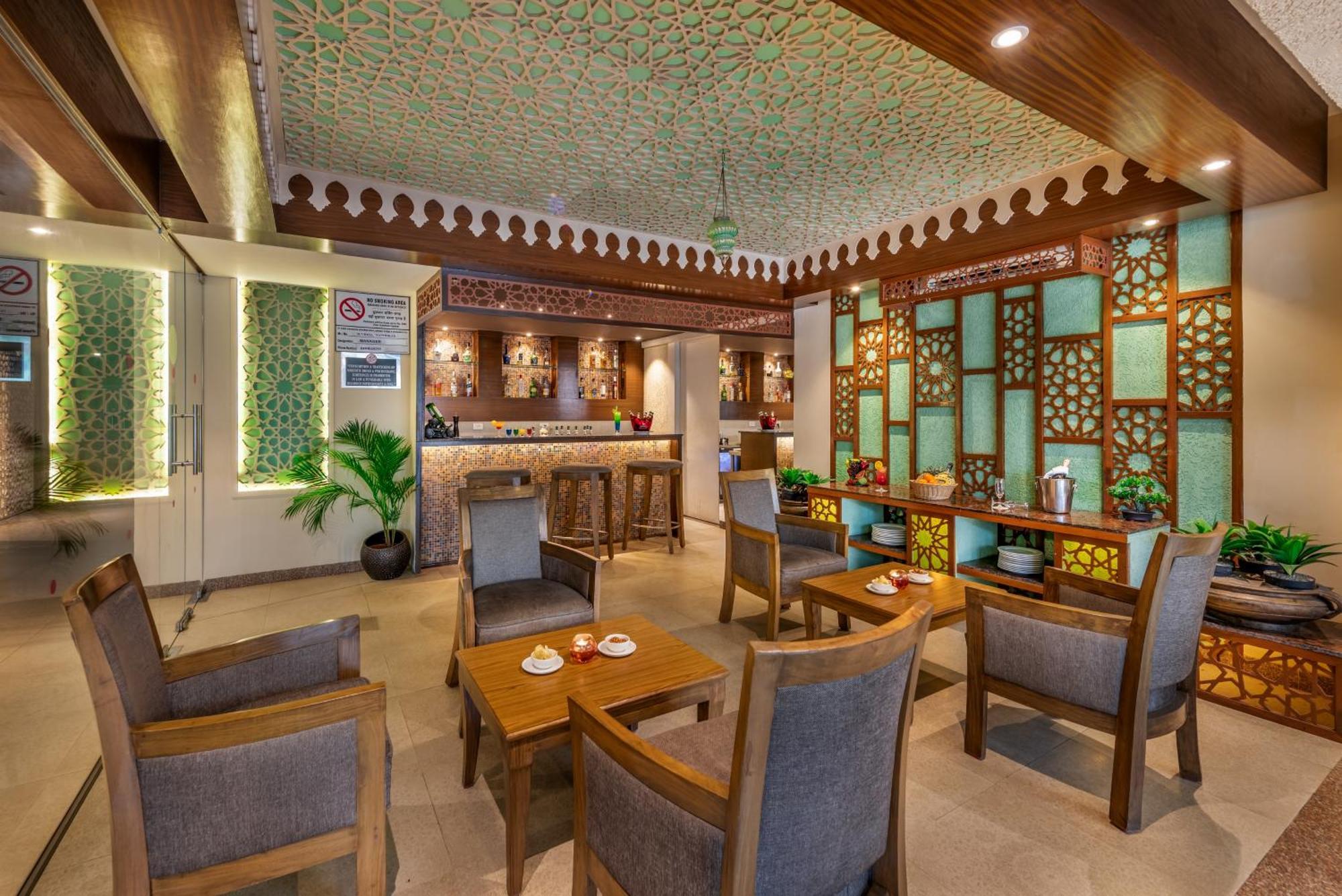 Rio Boutique Hotel Кандолим Екстериор снимка